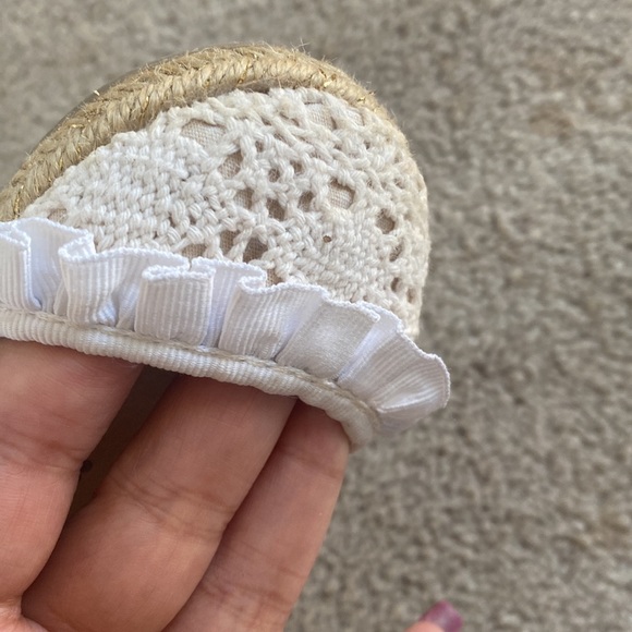 3 Pair of Kids Shoes - Picture 10 of 11